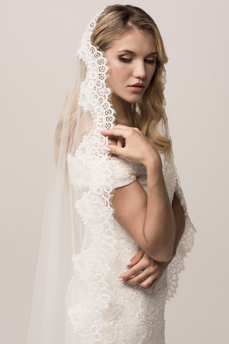 Mantilla Lace Off White Veil