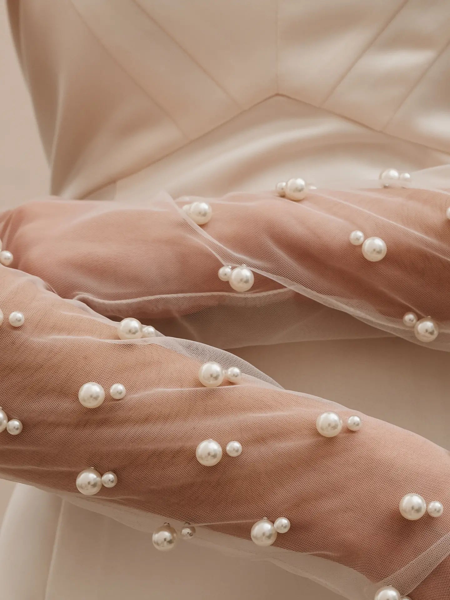 Pearl Bridal Gloves